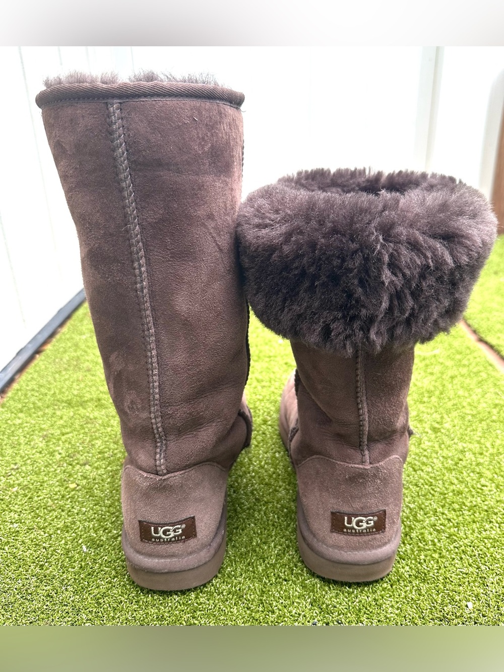 UGG Australia Classic Tall Boots – Women’s Size 9 (EU 40) – Chocolate 5815 - Picture 6 of 10